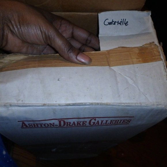 Gabrielle by Gaby Rademann 1993 Ashton Drake - Picture 9 of 9